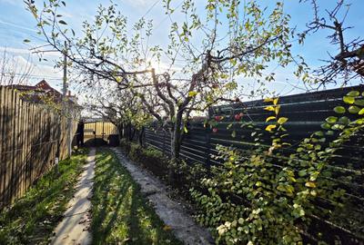 Casă cu 5 camere cu Teren 500 Mp în Balotești - 1