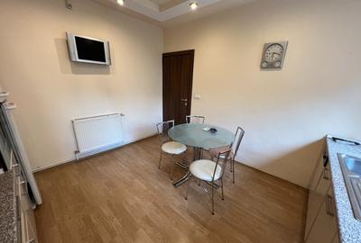 INCHIRIEZ casa 5 camere,pretabila birou,zona Calea Dumbravii - 3