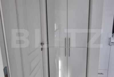 Apartament cu 2 camere, 62 mp, zona 1 Mai - 10