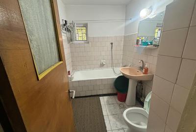 Apartament 3 camere Tg. Cucu Vile - 6
