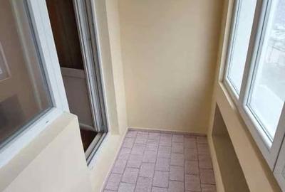 Apartament cu 2 camere decomandat în 1 Decembrie 1918 - 12