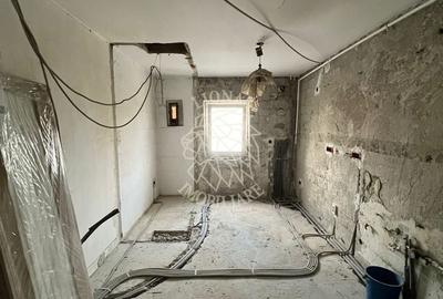 Apartament cu 2 camere decomandat în Central - 1