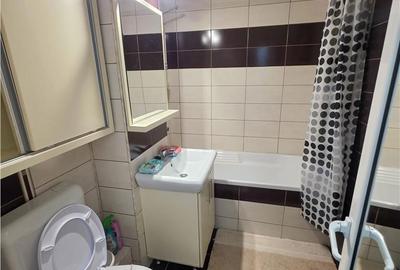 Apartament cu 3 camere decomandat în Tudor - 1