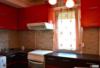 Garsonieră decomandată, mobilată în Central - 8