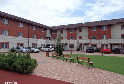 Casă cu 8 camere cu Teren 200 Mp în Central - 1
