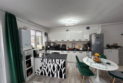 Apartament cu 2 camere semidecomandat, mobilat în Florești - 2