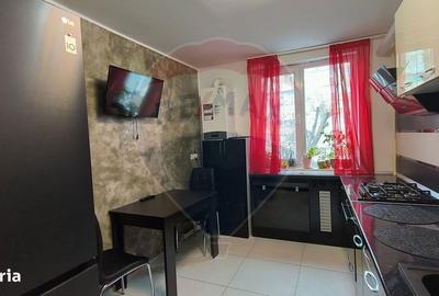 Apartament cu 3 camere, mobilat în Micro 19 - 12