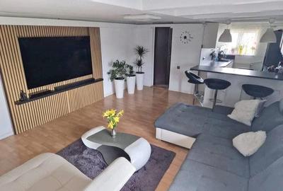 Apartament cu 4 camere decomandat în Central - 2