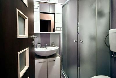 Apartament cu 3 camere decomandat în Central - 3