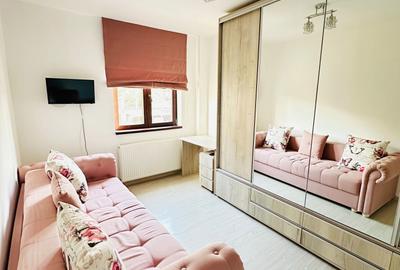 Apartament cu 3 camere decomandat în Central - 2