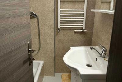 Apartament cu 3 camere decomandat în Capitol - 7