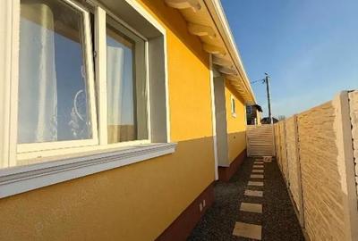 Casă cu 3 camere cu Teren 400 Mp în Parța - 9