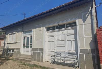 Casă cu 4 camere în Anina - 10