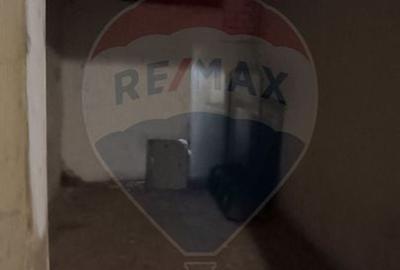 Apartament cu 3 camere decomandat în Central - 46