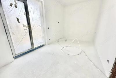 Apartament cu 3 camere semidecomandat în Giroc - 10