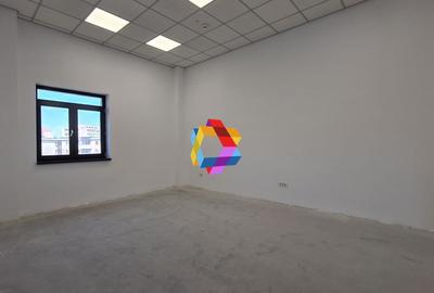 Spațiu comercial, de 150 mp, în Astra - 5