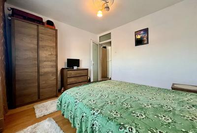 Apartament cu 3 camere decomandat, mobilat în Tecuci - 1