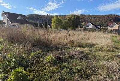 Teren de 600 mp, în Central - 2