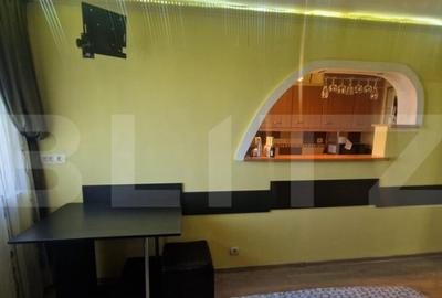 Garsoniera mobilata, etaj intermediar, parcare, beci luminoa - 1