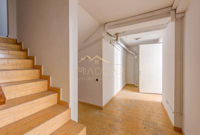 Casă individuală cu 7 camere cu Canalizare în Aviației - 33