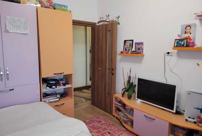 Apartament cu 3 camere decomandat în Central - 1