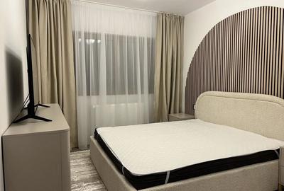 Apartament cu 2 camere decomandat, mobilat în Metalurgiei