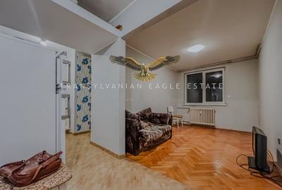 Apartament decomandat cu 3 camere in Plopilor - 1