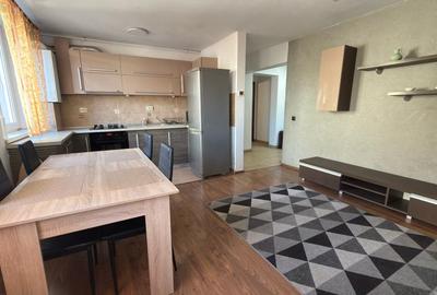 Apartament cu 3 camere decomandat, mobilat în Florești - 14