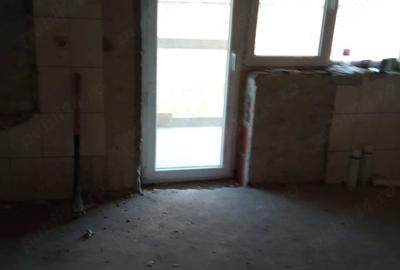 Casă cu 3 camere cu Teren 1440 Mp în Zăbrani - 2
