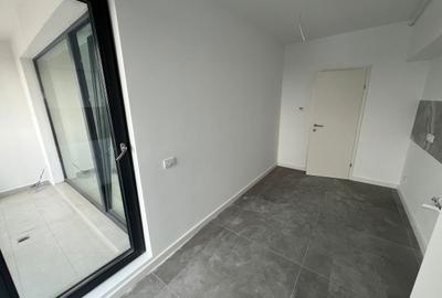 Apartament cu 3 camere decomandat în Sud - 10