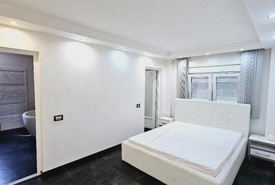 Apartament cu 3 camere decomandat în Alfa - 10