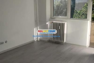 Apartament cu 3 camere decomandat, mobilat în Tineretului