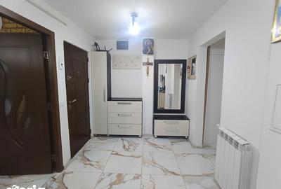 Apartament cu 3 camere decomandat în Central - 3