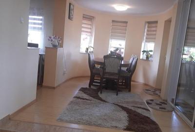 Casă cu 4 camere cu Teren 1000 Mp în Central - 10