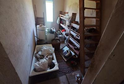 Teren generos si casa din caramida in satul istoric Tebea - 17