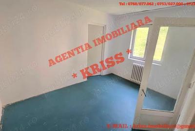 Nou Pe Pia?a ! Apartament 2 Camere TRIVALE ?c. Nr. 12 Etaj 1 Liber - 1