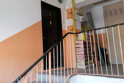 Apartament cu 3 camere în Tineretului - 3