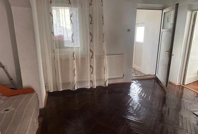 Casă cu 4 camere cu Teren 4000 Mp în Musculești - 3