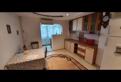 Apartament cu 3 camere decomandat în Nicolina - 13