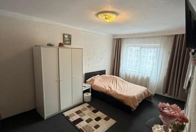 Apartament cu 3 camere decomandat în Păcurari - 8