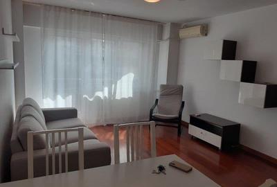 Apartament cu 2 camere semidecomandat, mobilat în Unirii