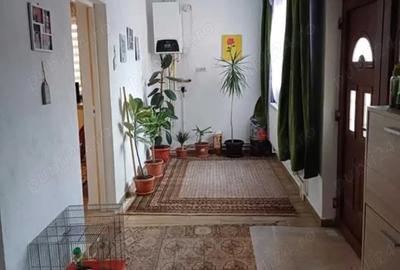 Casă cu Teren 322 Mp în Central - 2