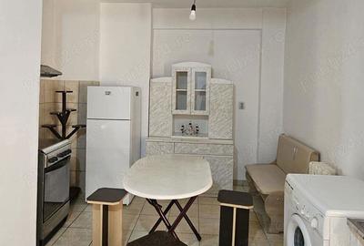 Inchiriez garsoniera - 2