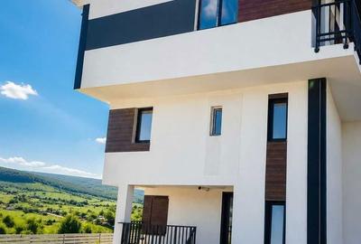 Apartament cu 2 camere semidecomandat în Rediu