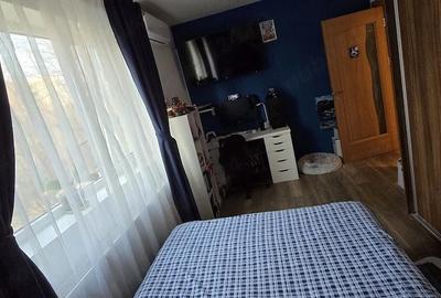 Apartament cu 3 camere semidecomandat în Central - 3