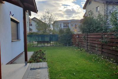 Apartament cu 3 camere decomandat în Medicină - 6