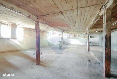 Spațiu comercial, de 820 mp, în Girișu de Criș - 12