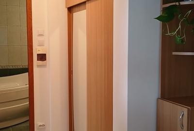 Apartament cu vedere spectaculoasa Catedrala  Neamului si Casa Popor - 8