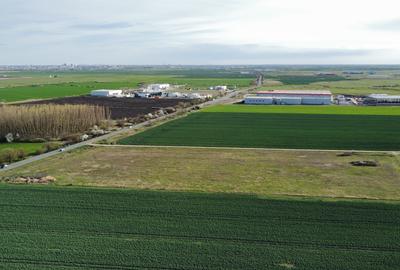 Teren Construcții intravilan de 28875 mp, în Exterior Nord