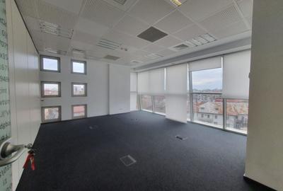 Birou, de 376 mp, în P-ța Universității - 3